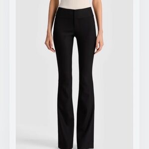 Alice + olivia boot cut pants in black size 4